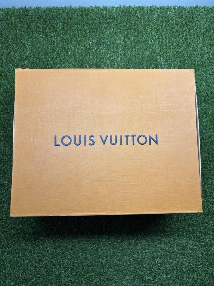 Louis Vuitton Skate ' Marine ' UK 8
