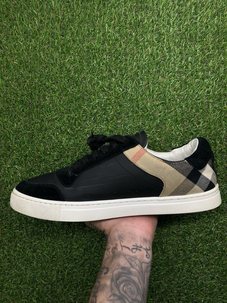 Burberry House Check ' Black Archive Beige White ' UK 8