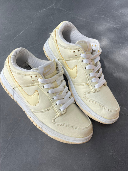 Dunk Low Lightbulb 2010 UK 3