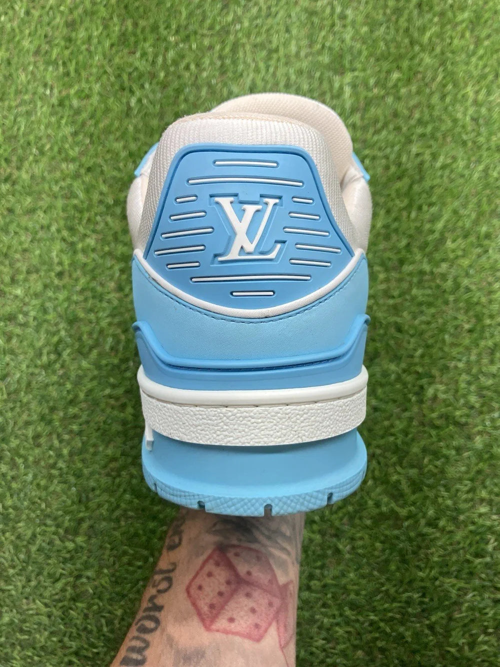 Louis Vuitton Trainer ' Sky Blue ' UK 4