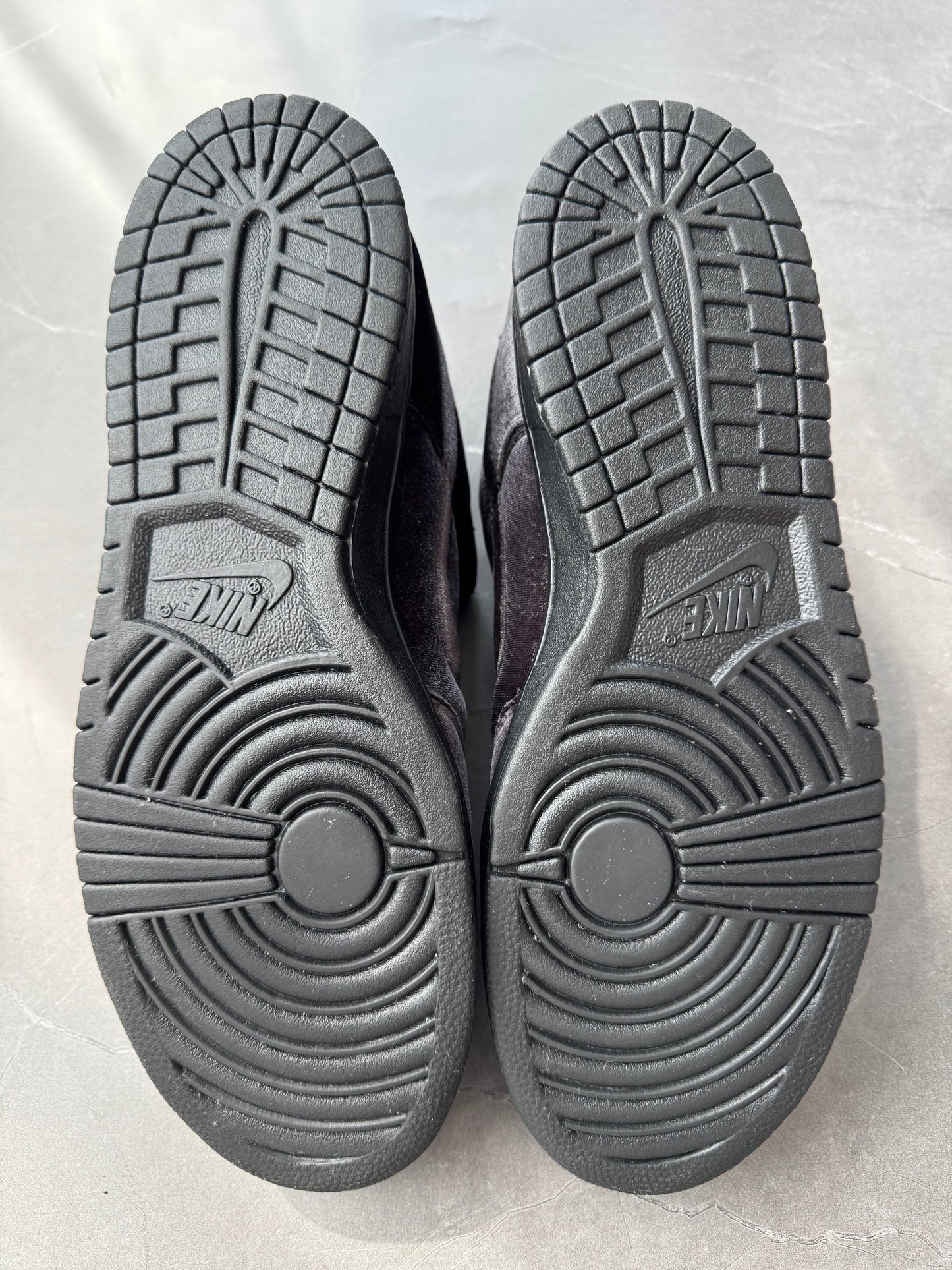 Dunk Low Dover Street Market Triple Black Velvet UK 10