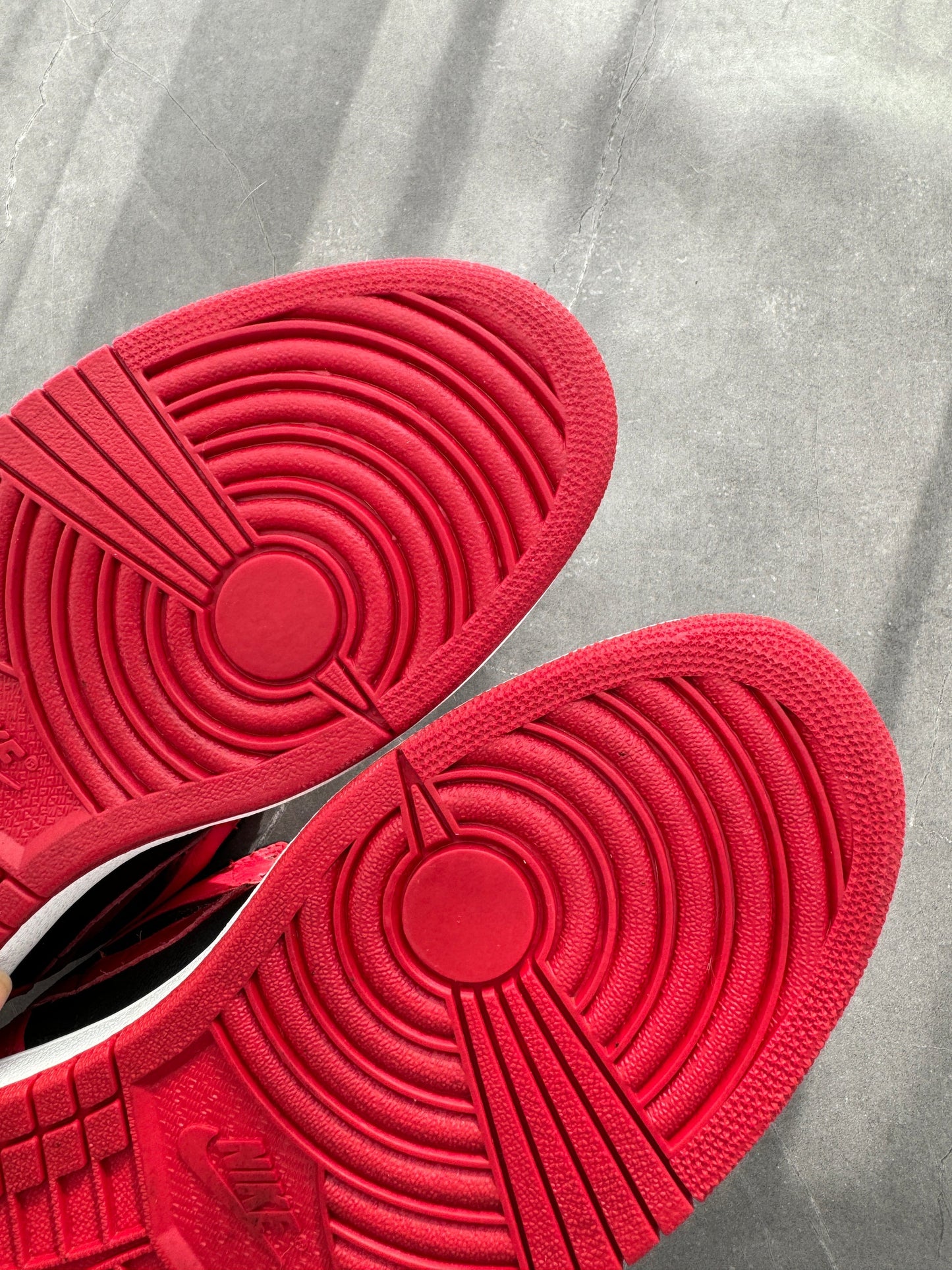 Air Jordan 1 High Banned 2011 UK 10