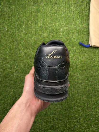 Louis Vuitton Trainer ‘ Black ’ UK 6