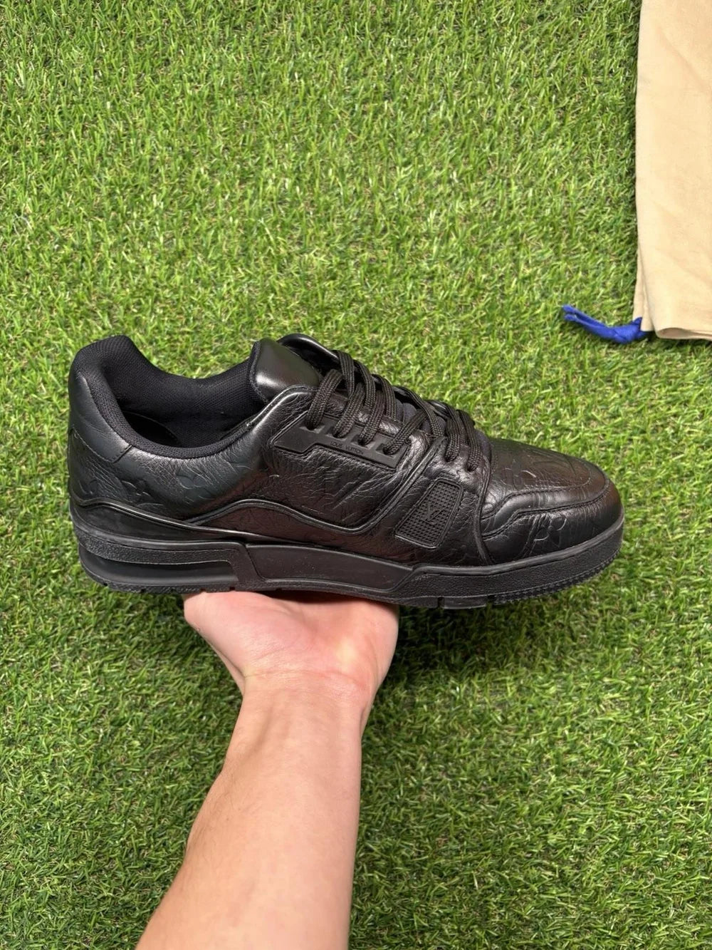 Louis Vuitton Trainer ‘ Black ’ UK 6