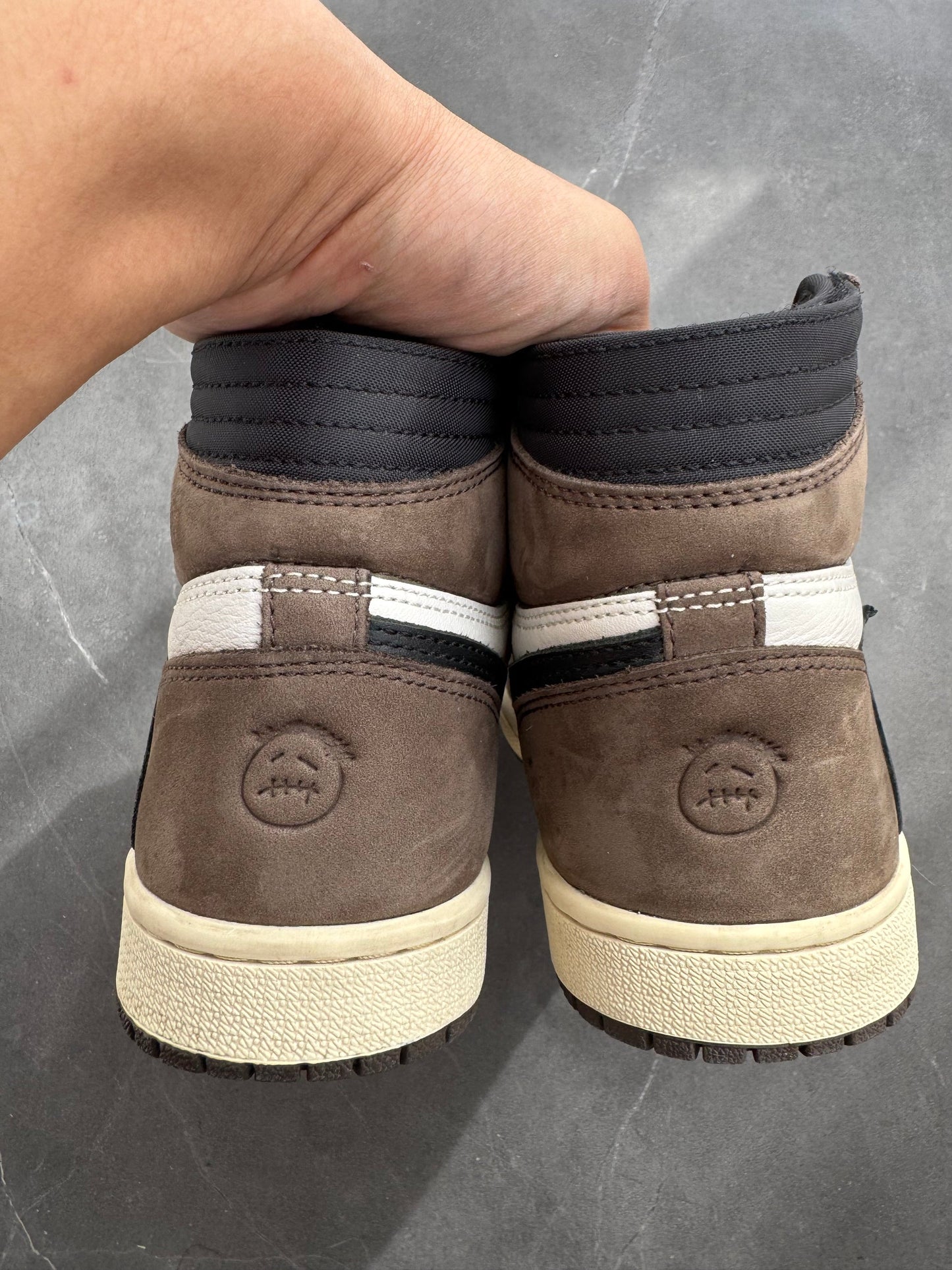 Air Jordan 1 High Travis Scott Mocha UK 3.5