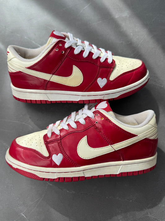 Dunk Low Valentines Day 2004 UK 4