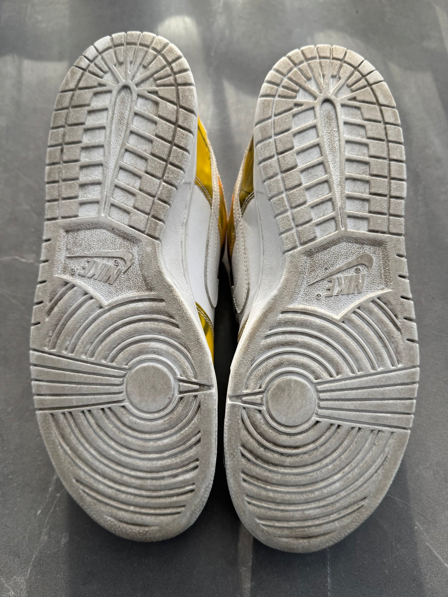 Dunk Low Pro SB De La Soul UK 10