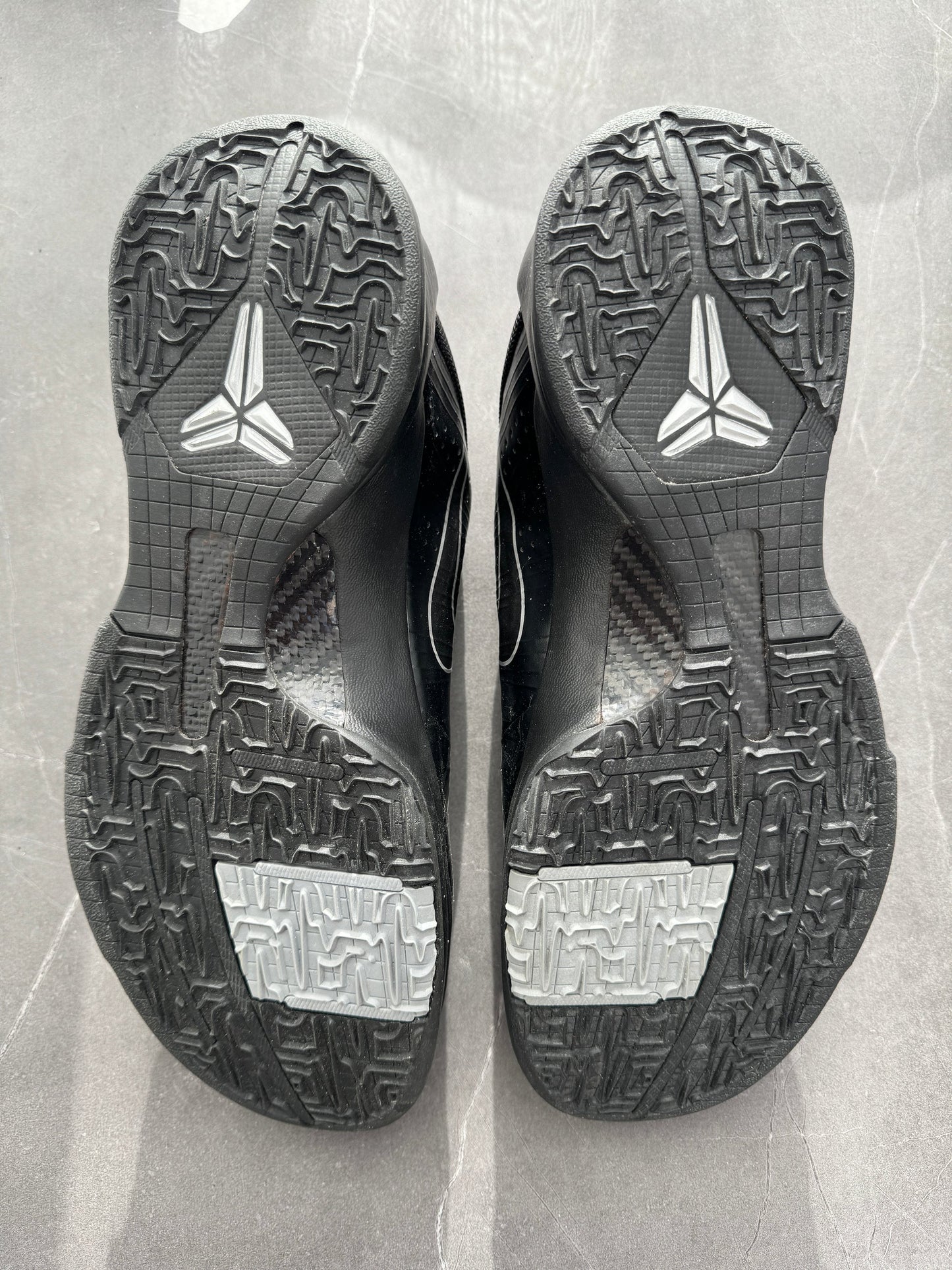 Nike Zoom Kobe 5 Blackout UK 10