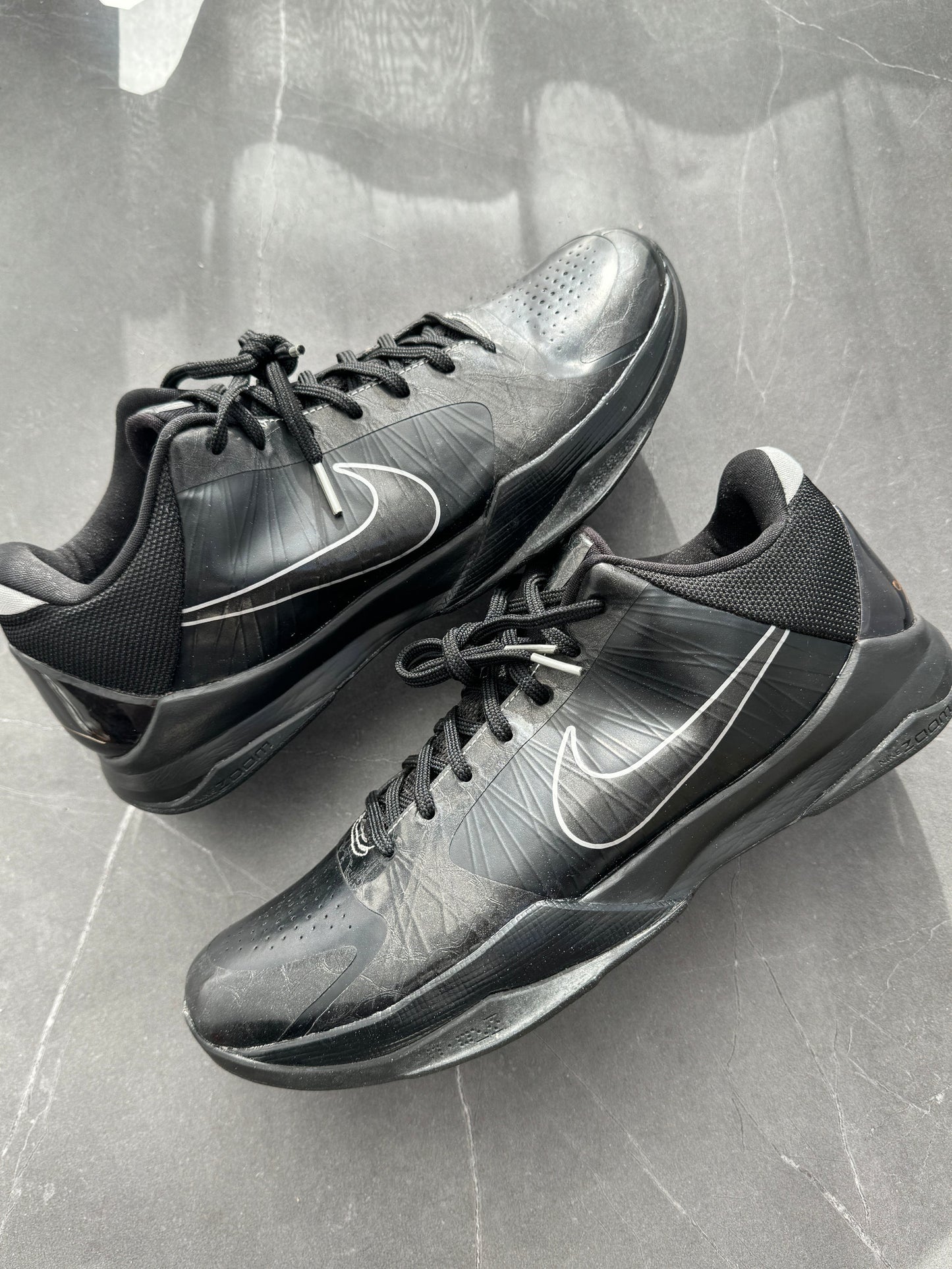Nike Zoom Kobe 5 Blackout UK 10