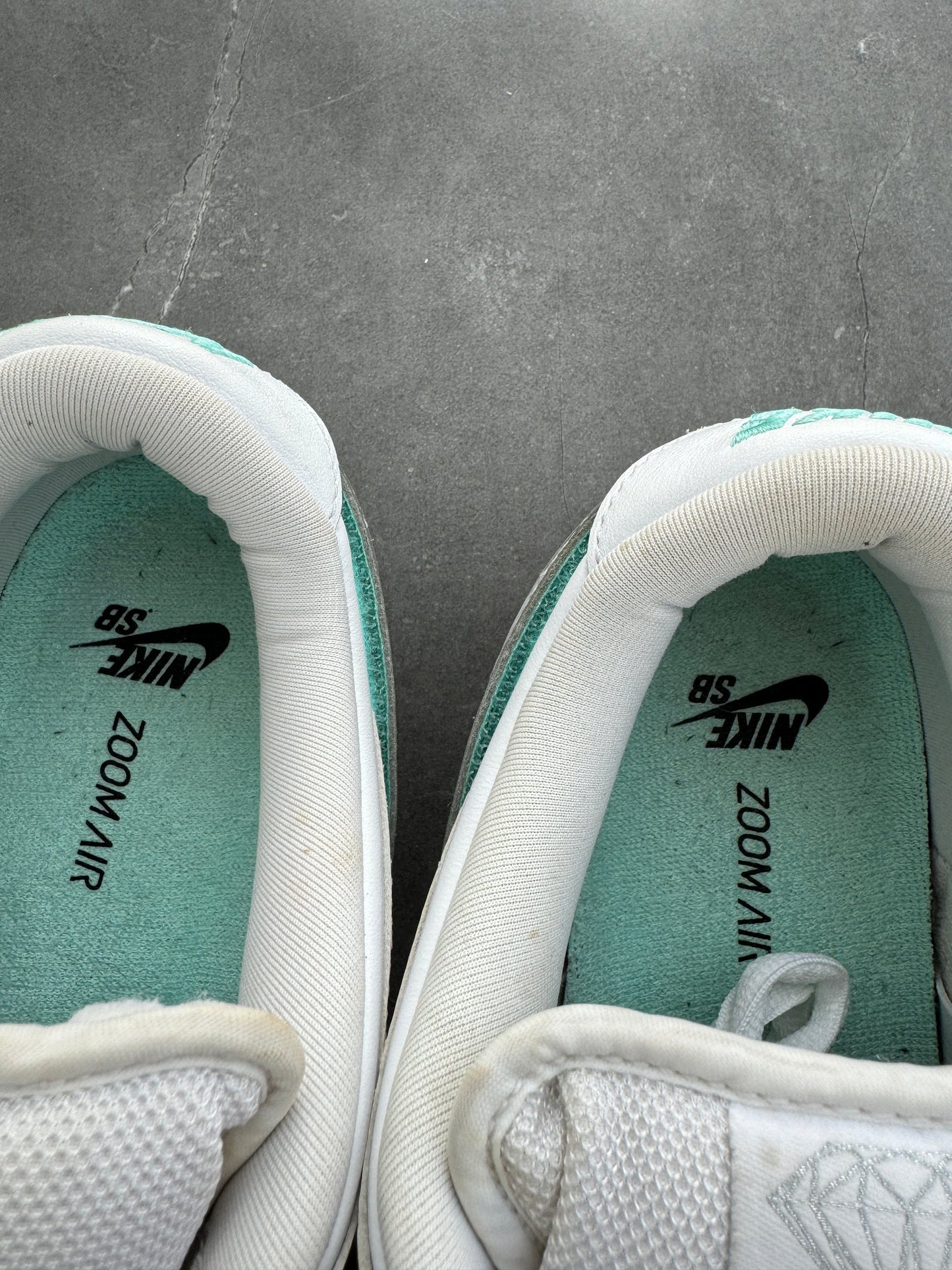 Dunk Low Pro SB White Diamond UK 10