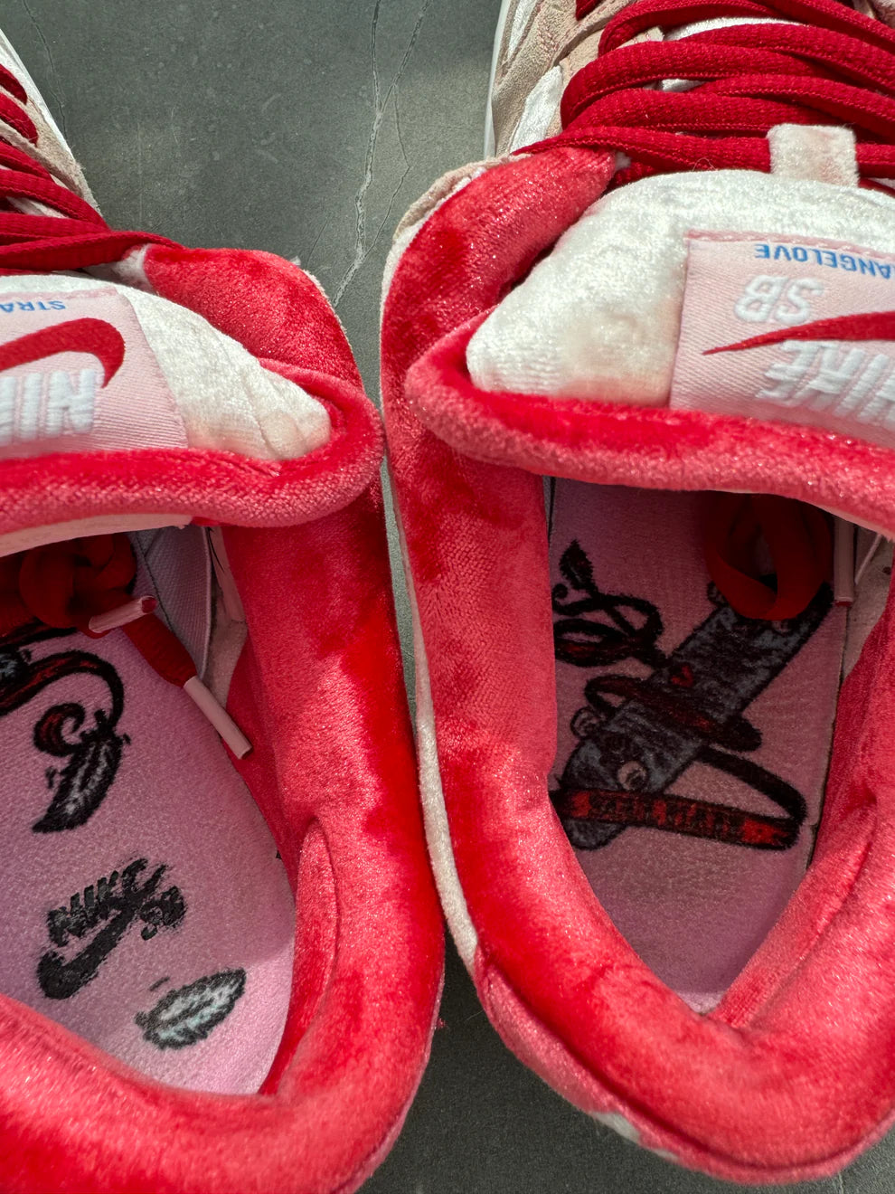 Dunk Low Pro SB Strange Love