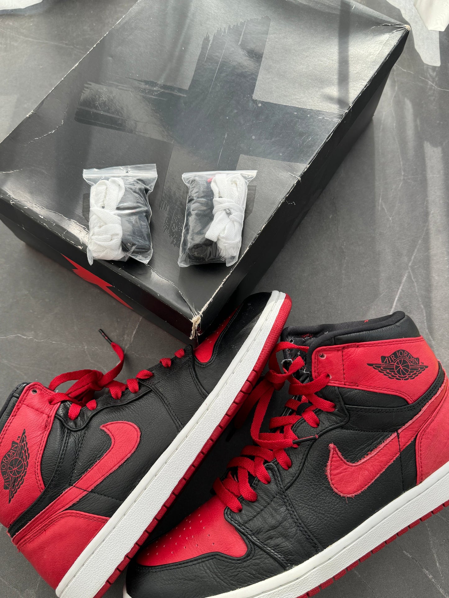 Air Jordan 1 High Banned 2011 UK 10
