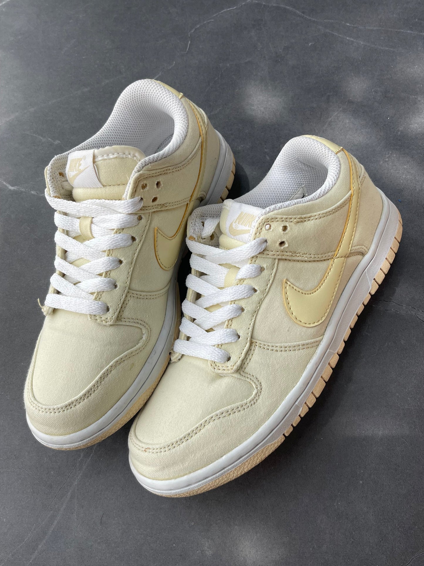 Dunk Low Lightbulb 2010 UK 3