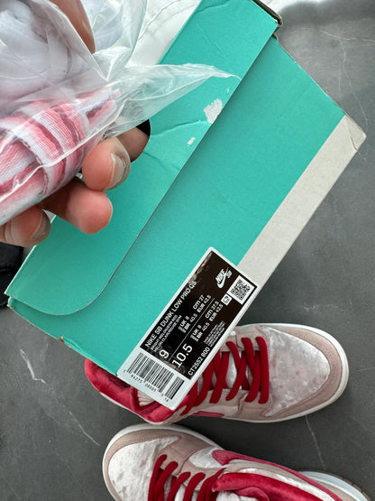 Dunk Low Pro SB Strange Love