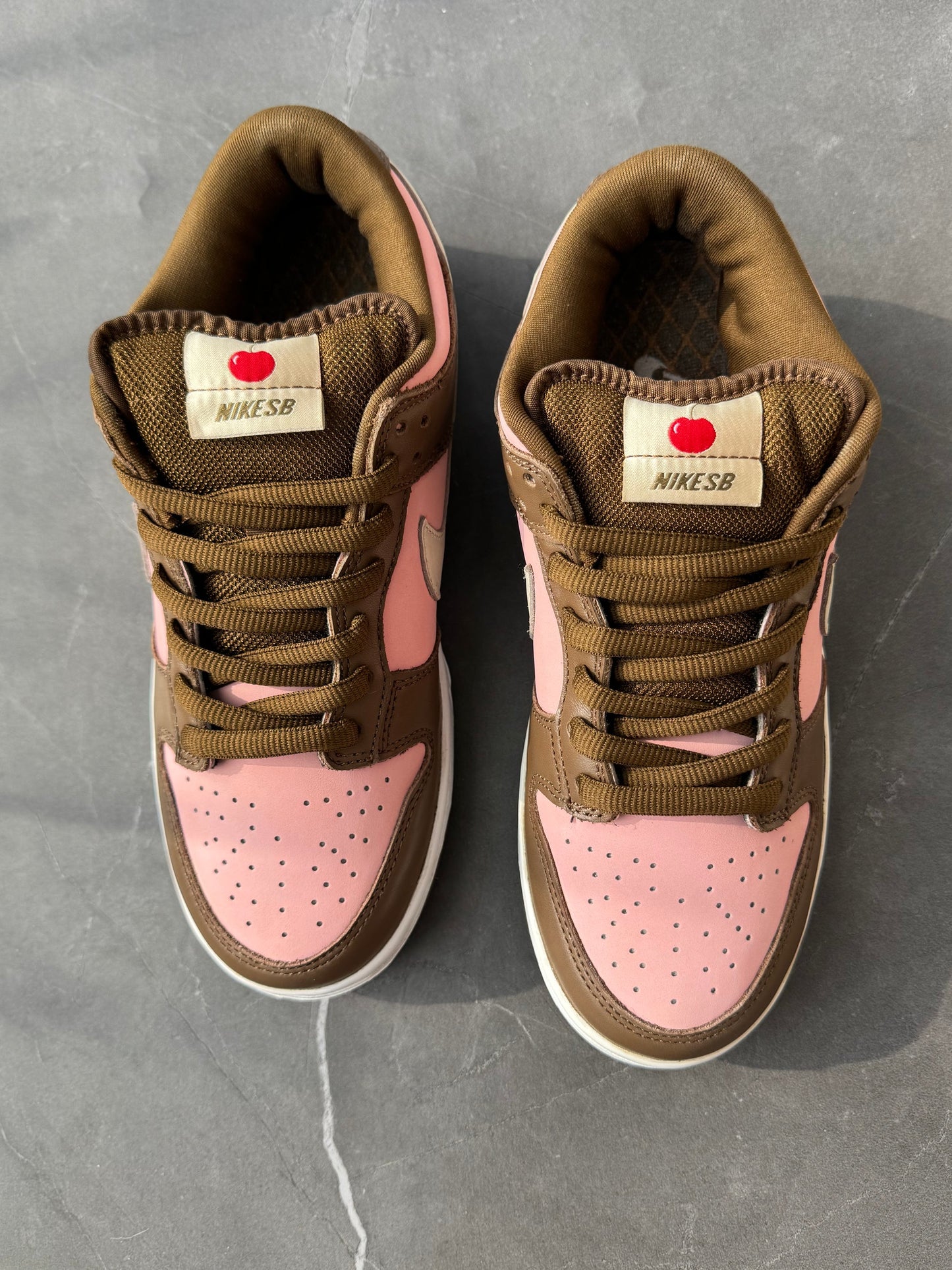 Dunk Low Pro SB Stussy Cherry 2005 UK 6