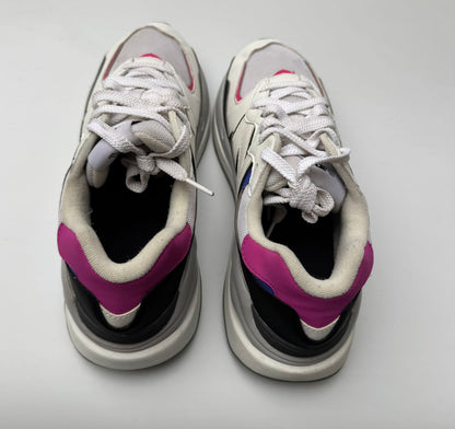 New Balance 5740 White Aura UK 8.5