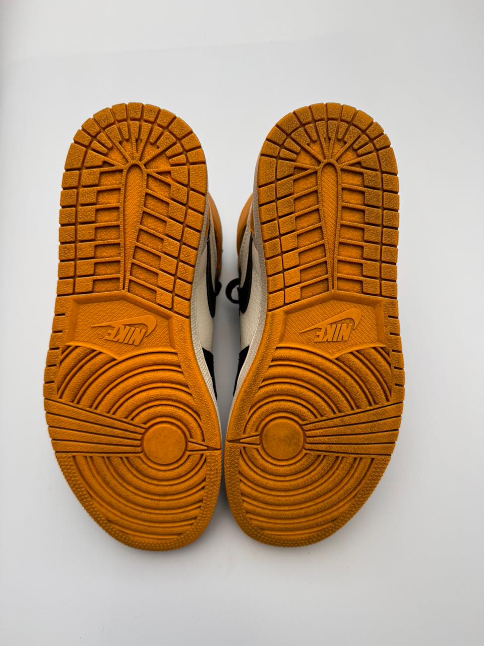 Nike Air Jordan 1 High Taxi UK 6.5