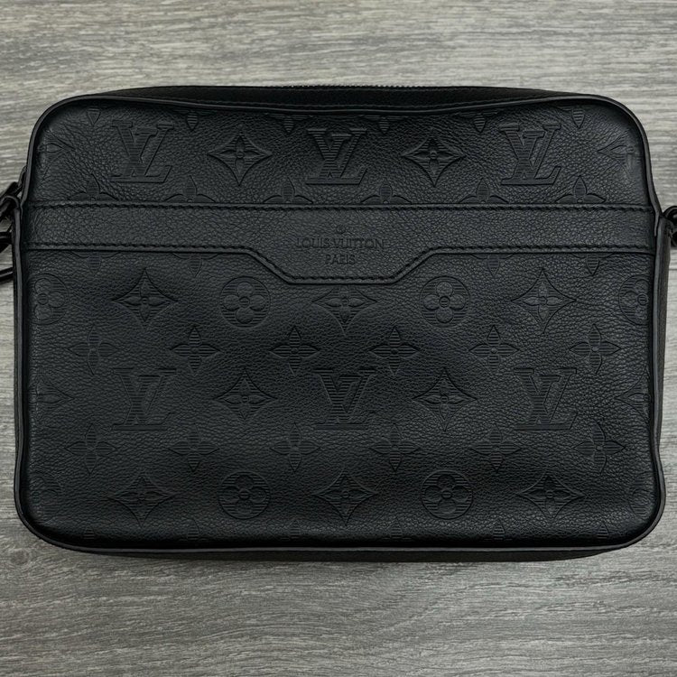 Louis Vuitton Duo Messenger Bag Monogram Shadow ' Black '