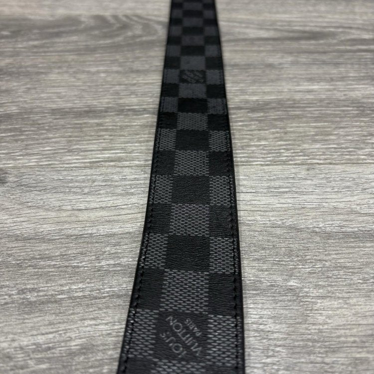 Size 100/40 - Louis Vuitton LV Initials Damier Reversible Belt ' Black '