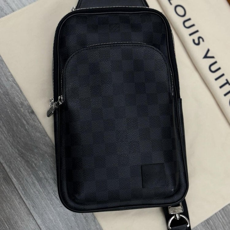 Louis Vuitton Avenue Sling Bag Damier Graphite Canvas ' Black '