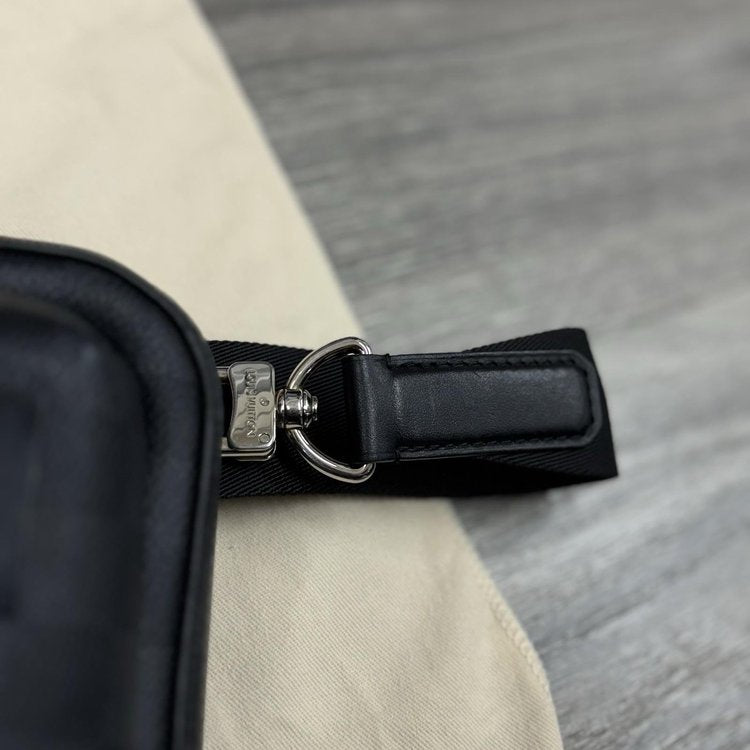 Louis Vuitton Avenue Sling Bag Damier Graphite Canvas ' Black '