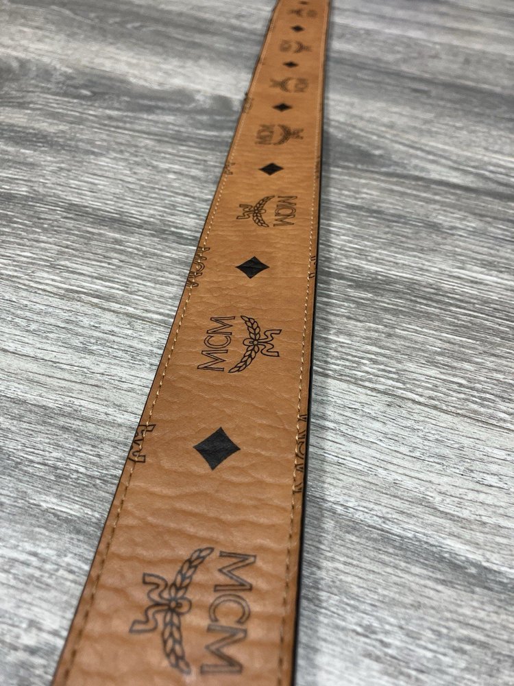 MCM CLAUS M REVERSIBLE BELT 1.75" IN VISETOS ' Cognac Gold '
