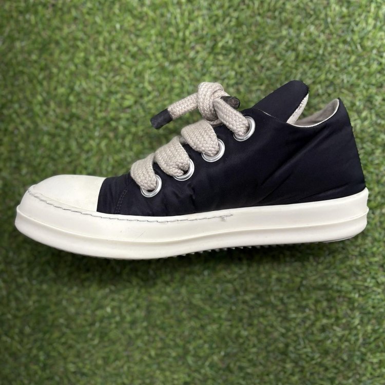 Rick Owens DRKSHDW Hollywood Jumbo Lace Puffer Low ' Black Milk ' UK 9