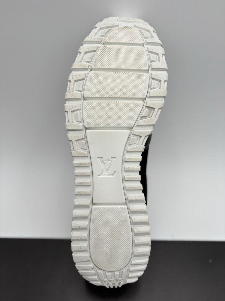 Louis Vuitton Run Away ' Black White ' UK 10.5