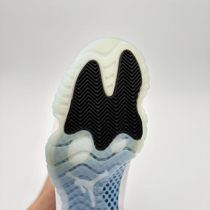 ir Jordan 11 Retro 2024 Legend Blue / Columbia UK 10