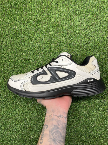 Dior B30 ' White, Black ' UK 10