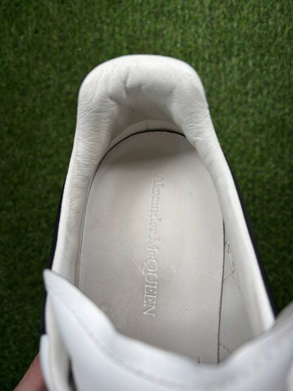 Alexander McQueen ‘ White, Black ‘ UK 11