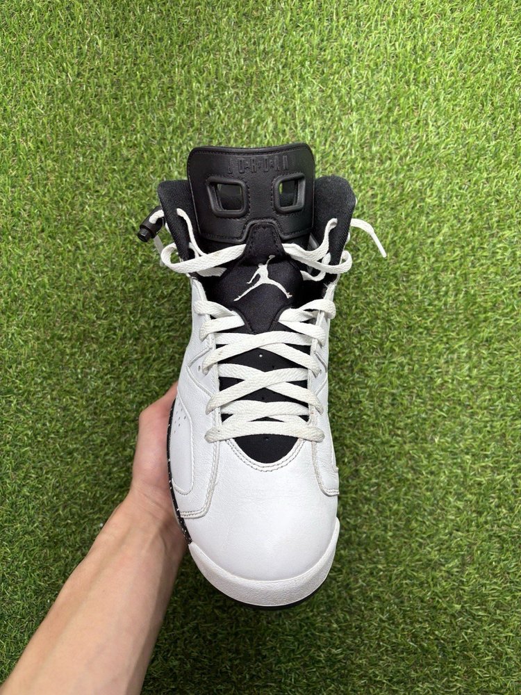 Air Jordan 6 Retro Reverse Oreo UK 12