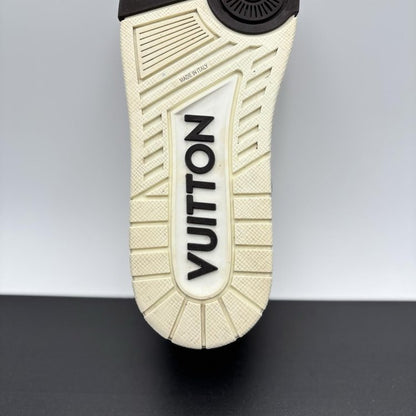 Louis Vuitton Trainer ' Monogram Brown Ebene