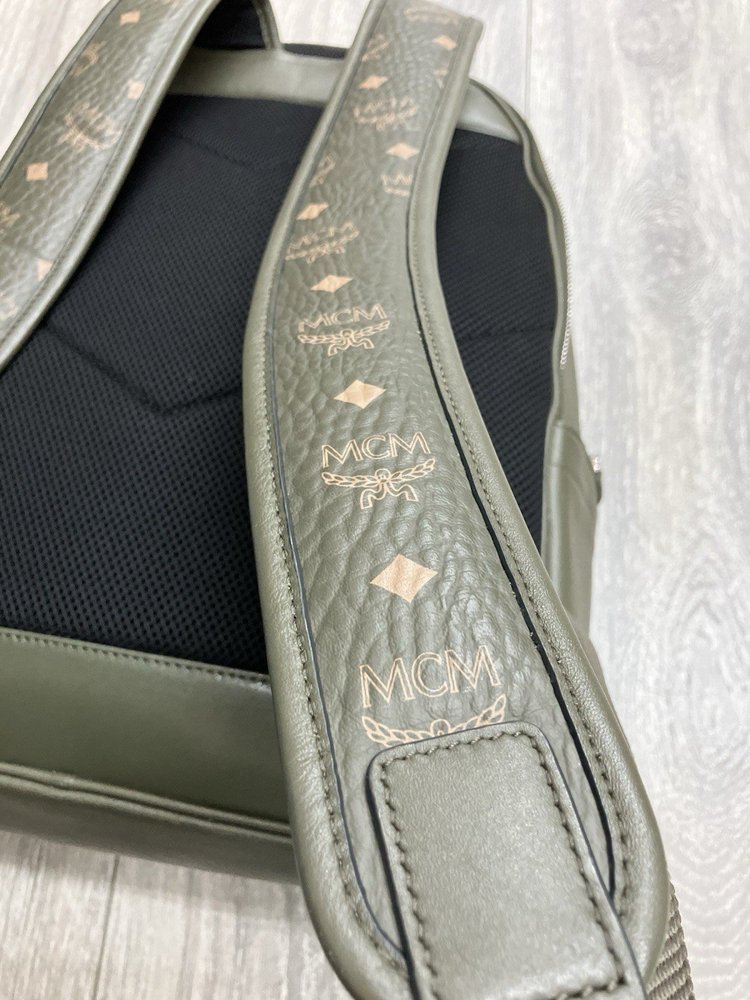 MCM Visetos Backpack ' Khaki / Sea Turtle