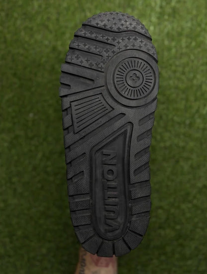 Louis Vuitton Maxi Sneaker ' Black ' UK 8.5