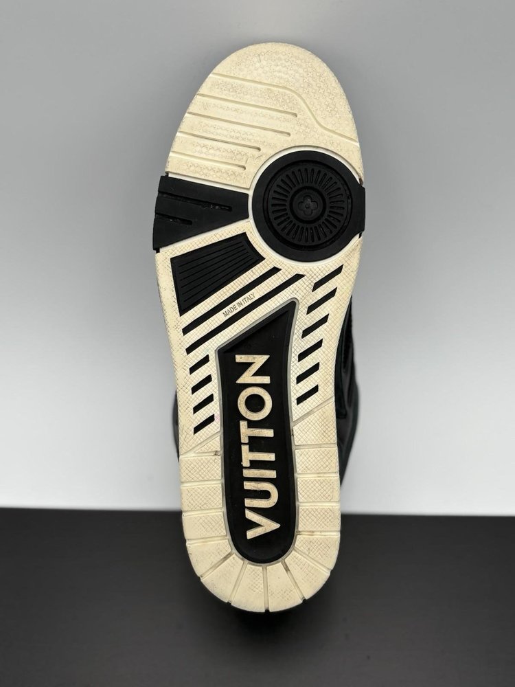 Louis Vuitton Skate ' Black White '