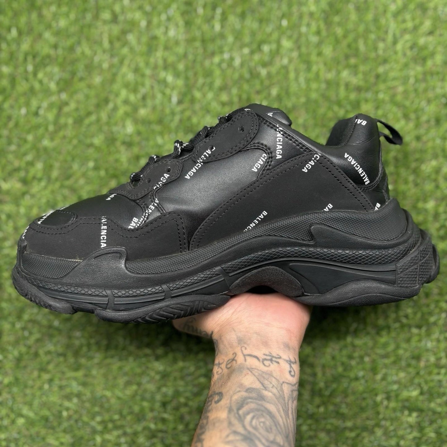 Gucci Flashtrek ' SEGA Black Leather '  UK 8