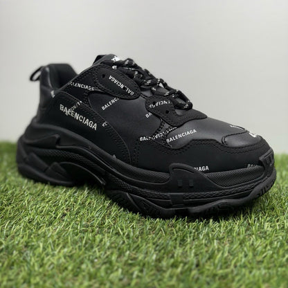 Gucci Flashtrek ' SEGA Black Leather '  UK 8