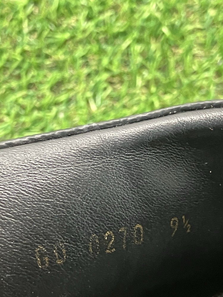 Louis Vuitton Run Away ' Black White ' UK 9.5