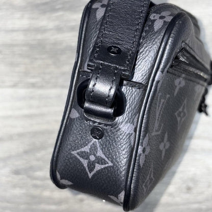 Louis Vuitton Pochette Volga Monogram Eclipse ' Black '