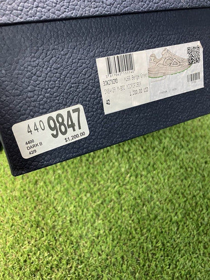 Dior B30 Reflective CD30 ' Cream Green ' UK 8