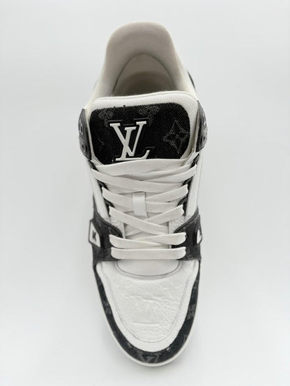 Louis Vuitton Trainer ' Black White ' UK 9