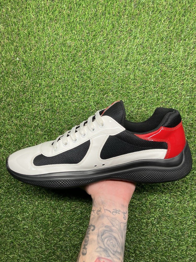 Prada Americas Cup ' Black, White, Red ' UK 10