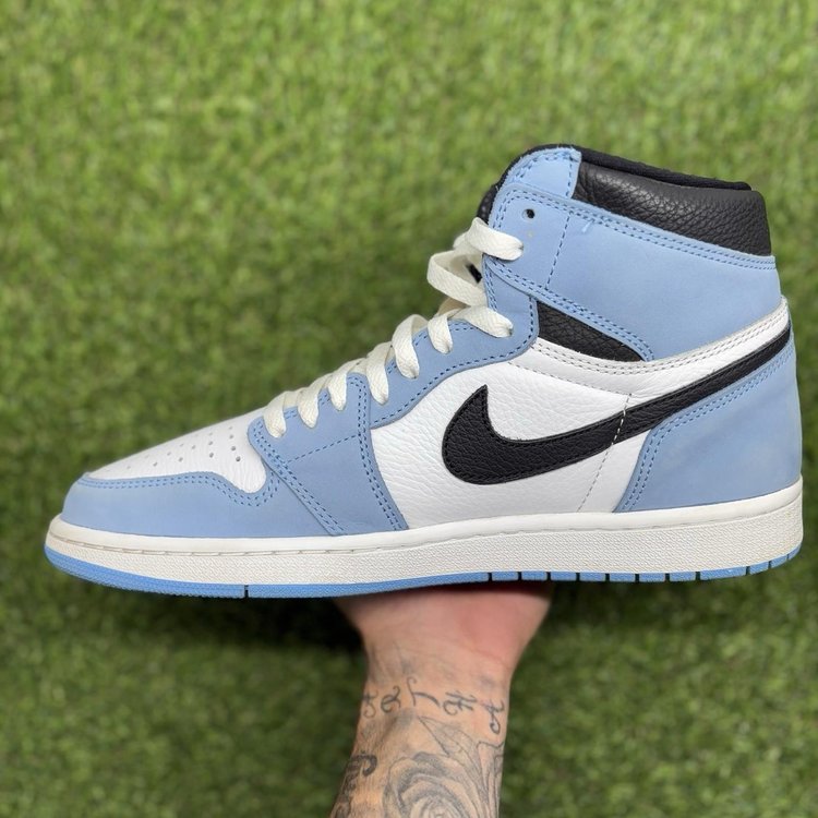 Air Jordan 1 Retro OG High ' University Blue '  UK 10