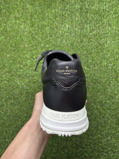 Louis Vuitton Runaway 'Black White'  UK 9.5
