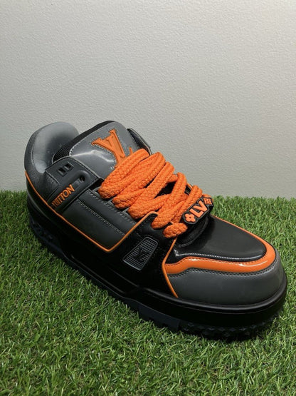 Louis Vuitton Maxi ' Black, Orange ' UK 10