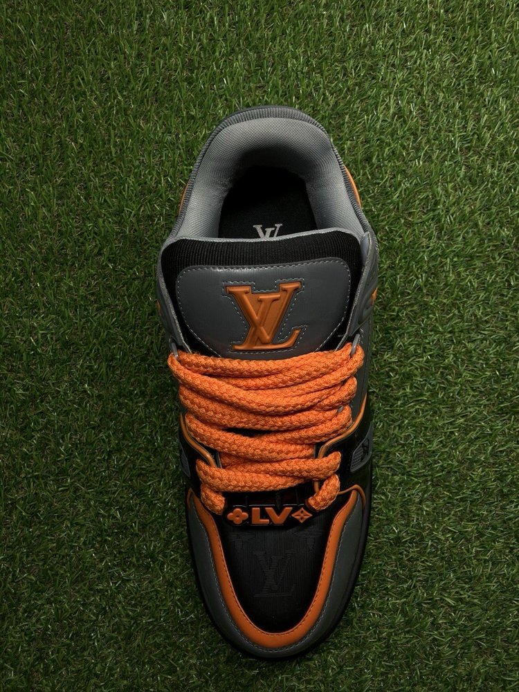 Louis Vuitton Maxi ' Black, Orange ' UK 10