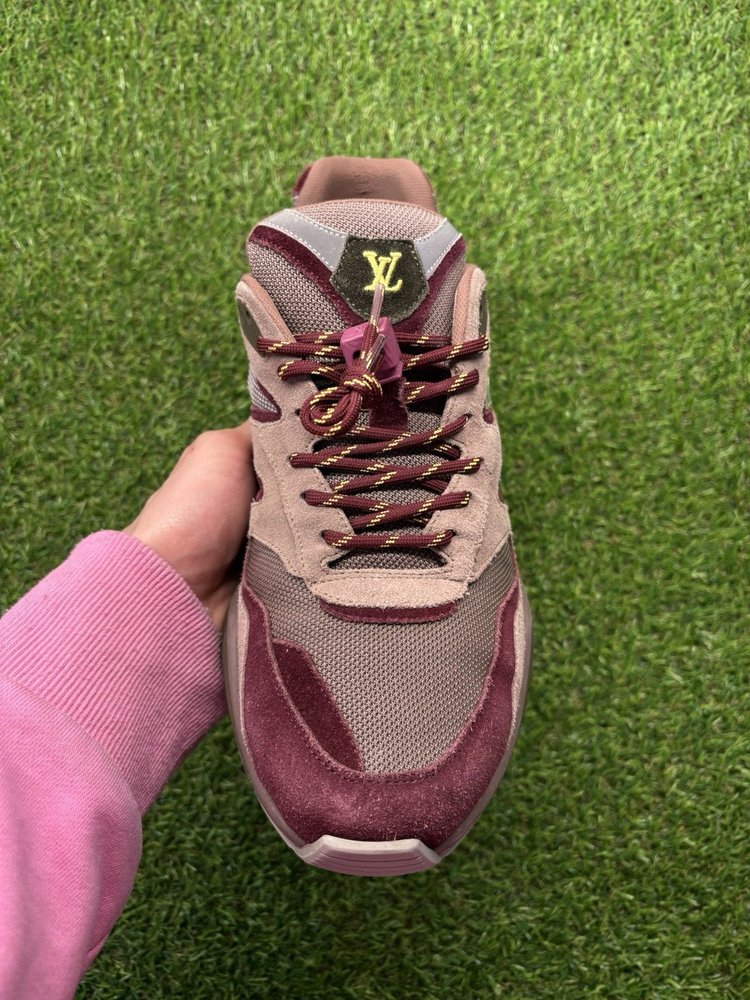 Louis Vuitton Trail ‘ Burgundy, Blue ‘ UK 8