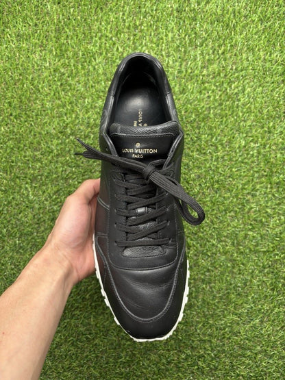 Louis Vuitton Runaway 'Black White'  UK 9.5