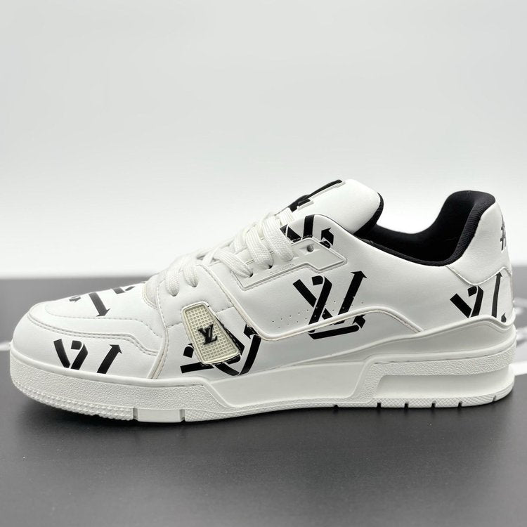 Louis Vuitton Trainer ' White Black Recycled ' UK 10